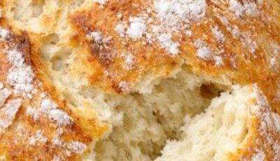 Slow Cooker 4-Ingredient Crusty Bread