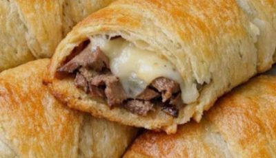 Oven-Baked 4-Ingredient French Dip Crescent Pockets: A Quick and Delicious Meal