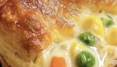 Creamy Chicken Vegetable Biscuit Cups